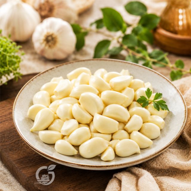 Peeled Garlic